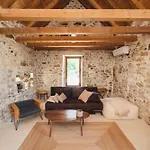 Maison Laurel - Beautiful Stone Estate With Private Pool, Near Split And Omis *
