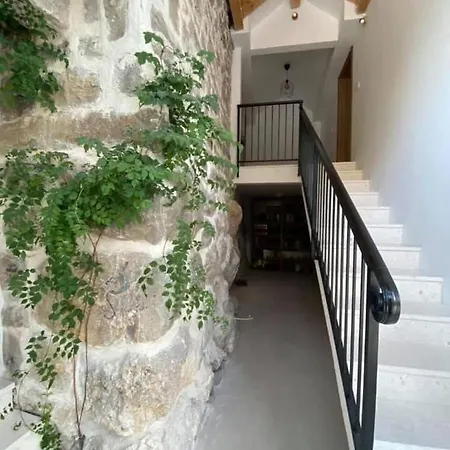 Maison Laurel: Historic Stone Estate With Private Pool *